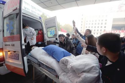 东方市救护车转院